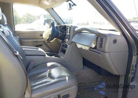 2006 Chevrolet Silverado 2500Hd Lt3 z USA, uszkodzony, nr VIN 1GCHK23U66F262778